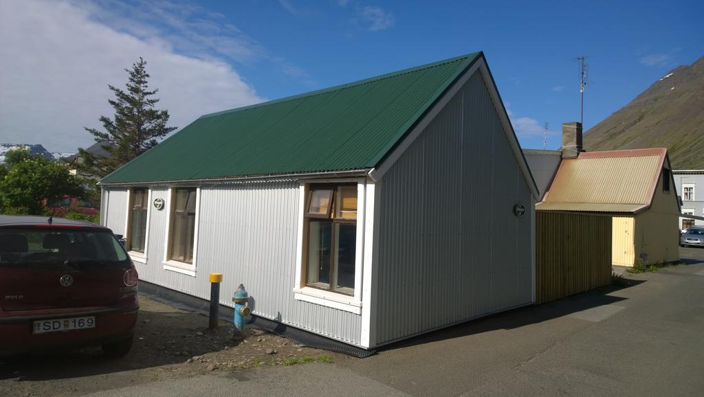 Comfortable Bungalow Ísafjörður Quarto foto